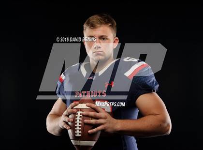 Thumbnail 1 in Liberty Senior Photos photogallery.