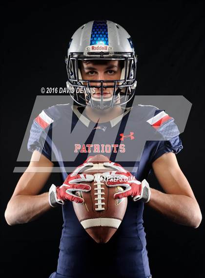 Thumbnail 1 in Liberty Senior Photos photogallery.