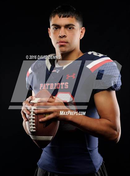 Thumbnail 3 in Liberty Senior Photos photogallery.