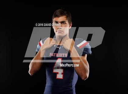 Thumbnail 2 in Liberty Senior Photos photogallery.