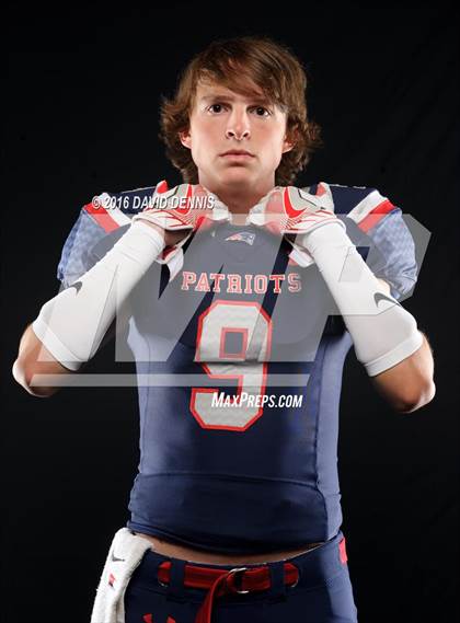 Thumbnail 1 in Liberty Senior Photos photogallery.