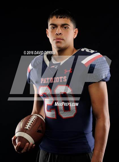 Thumbnail 1 in Liberty Senior Photos photogallery.