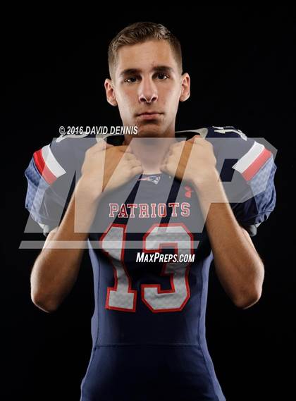 Thumbnail 1 in Liberty Senior Photos photogallery.