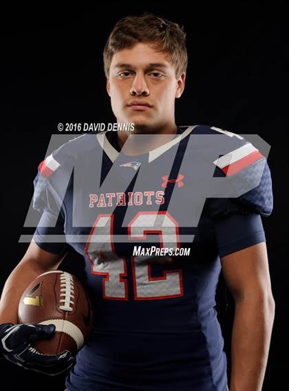 Thumbnail 3 in Liberty Senior Photos photogallery.