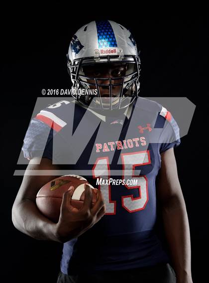 Thumbnail 1 in Liberty Senior Photos photogallery.