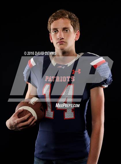 Thumbnail 1 in Liberty Senior Photos photogallery.
