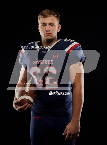 Thumbnail 3 in Liberty Senior Photos photogallery.