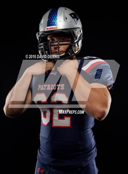 Thumbnail 1 in Liberty Senior Photos photogallery.