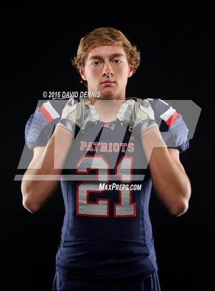 Thumbnail 3 in Liberty Senior Photos photogallery.