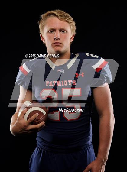 Thumbnail 3 in Liberty Senior Photos photogallery.