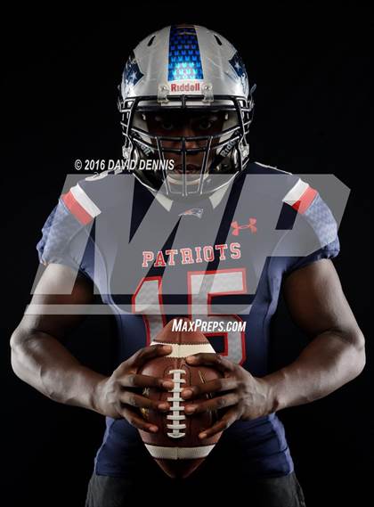 Thumbnail 2 in Liberty Senior Photos photogallery.
