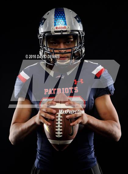 Thumbnail 2 in Liberty Senior Photos photogallery.