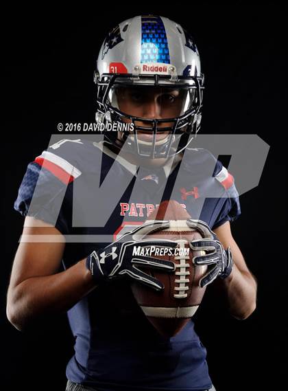 Thumbnail 3 in Liberty Senior Photos photogallery.