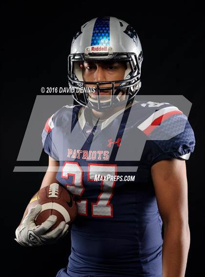 Thumbnail 3 in Liberty Senior Photos photogallery.