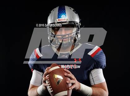 Thumbnail 2 in Liberty Senior Photos photogallery.