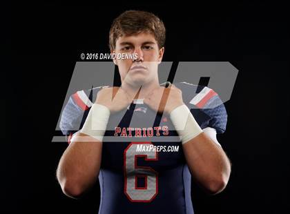 Thumbnail 2 in Liberty Senior Photos photogallery.
