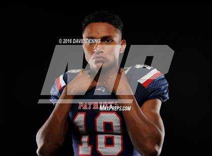 Thumbnail 2 in Liberty Senior Photos photogallery.