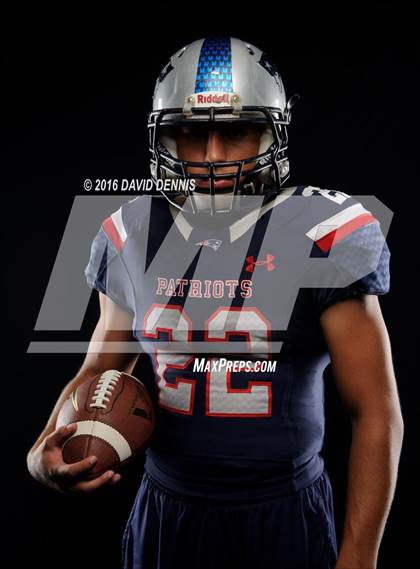Thumbnail 2 in Liberty Senior Photos photogallery.