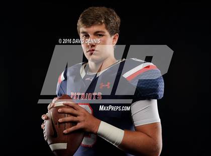 Thumbnail 1 in Liberty Senior Photos photogallery.