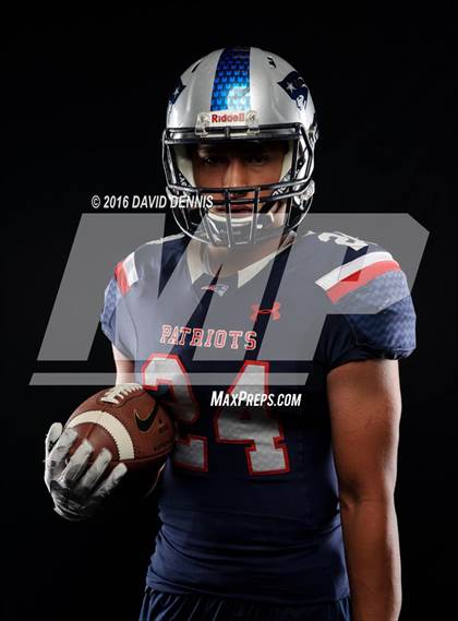 Thumbnail 3 in Liberty Senior Photos photogallery.