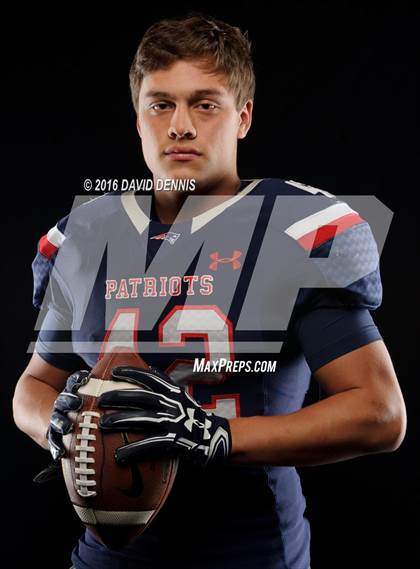 Thumbnail 3 in Liberty Senior Photos photogallery.