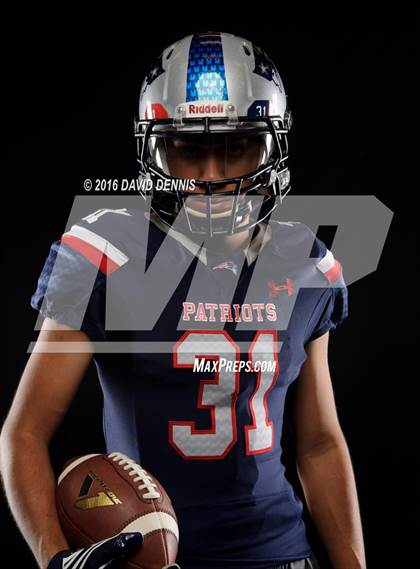 Thumbnail 1 in Liberty Senior Photos photogallery.