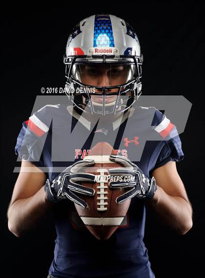 Thumbnail 1 in Liberty Senior Photos photogallery.