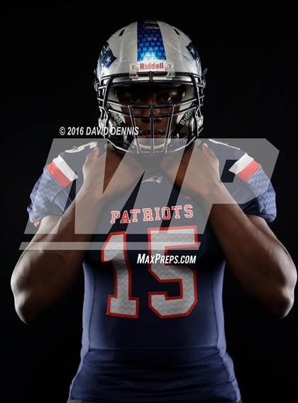 Thumbnail 2 in Liberty Senior Photos photogallery.