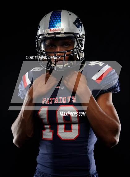 Thumbnail 1 in Liberty Senior Photos photogallery.