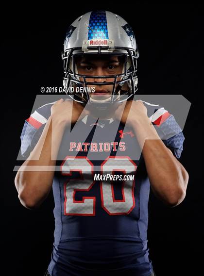 Thumbnail 3 in Liberty Senior Photos photogallery.
