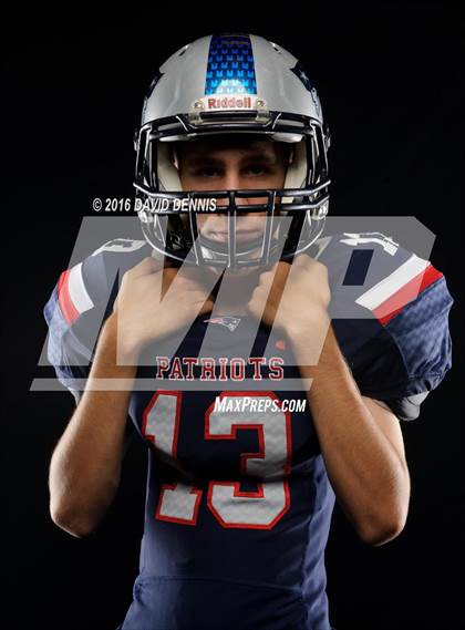 Thumbnail 2 in Liberty Senior Photos photogallery.