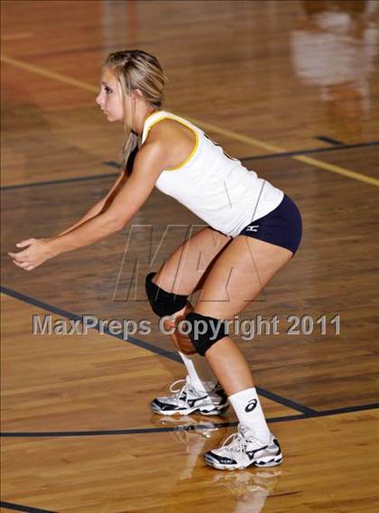Thumbnail 1 in Morristown-Hamblem West vs Seymour photogallery.