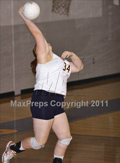Thumbnail 1 in Morristown-Hamblem West vs Seymour photogallery.