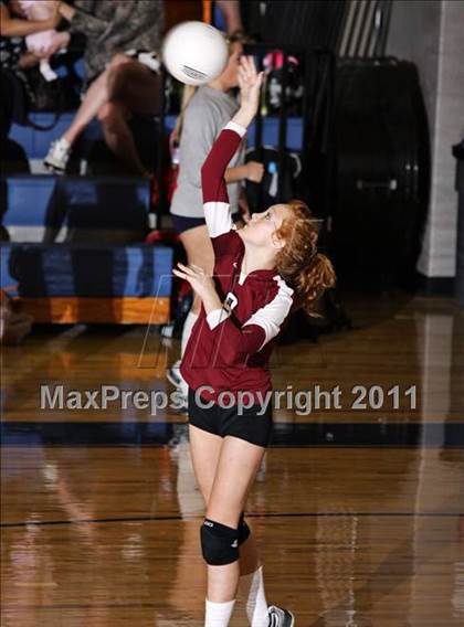 Thumbnail 1 in Morristown-Hamblem West vs Seymour photogallery.