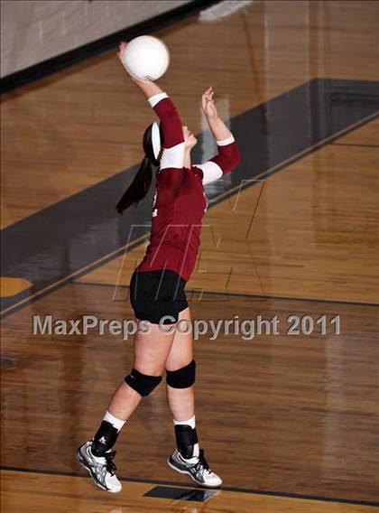 Thumbnail 2 in Morristown-Hamblem West vs Seymour photogallery.