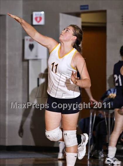 Thumbnail 1 in Morristown-Hamblem West vs Seymour photogallery.