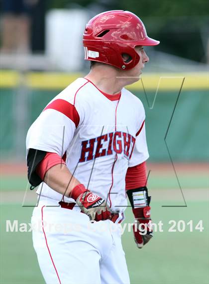 Thumbnail 3 in Shawnee Heights vs Aquinas (KSHSAA 5A Playoff) photogallery.