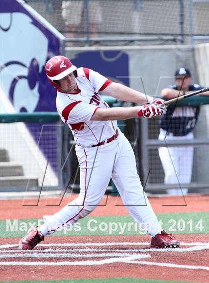 Thumbnail 3 in Shawnee Heights vs Aquinas (KSHSAA 5A Playoff) photogallery.