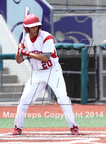 Thumbnail 2 in Shawnee Heights vs Aquinas (KSHSAA 5A Playoff) photogallery.
