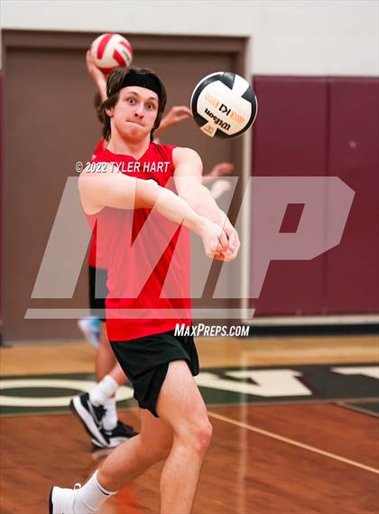 Thumbnail 1 in New Palestine @ Covenant Christian photogallery.