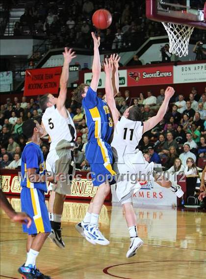 Thumbnail 1 in Serra vs. Archbishop Mitty (CIF CCS D2 Final) photogallery.