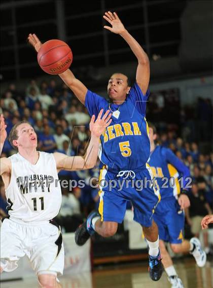 Thumbnail 3 in Serra vs. Archbishop Mitty (CIF CCS D2 Final) photogallery.