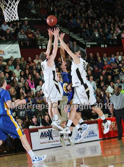 Thumbnail 1 in Serra vs. Archbishop Mitty (CIF CCS D2 Final) photogallery.