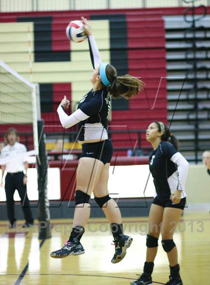 Thumbnail 3 in Birdville vs Bastrop (EMS-ISD Tournament) photogallery.