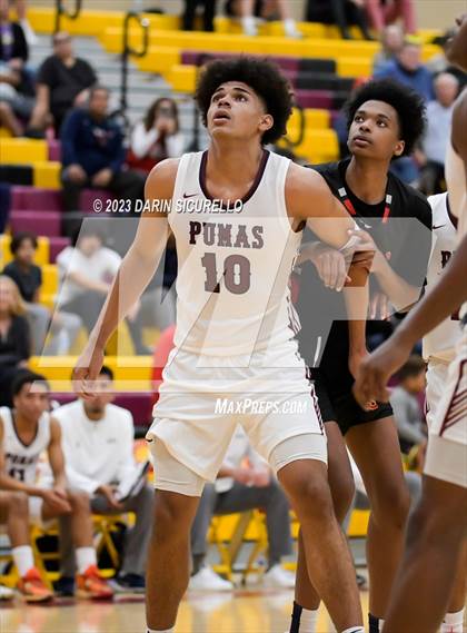 Thumbnail 3 in Archbishop Stepinac vs. Perry (Hoophall West Invitational) photogallery.