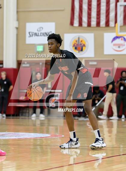Thumbnail 3 in Archbishop Stepinac vs. Perry (Hoophall West Invitational) photogallery.