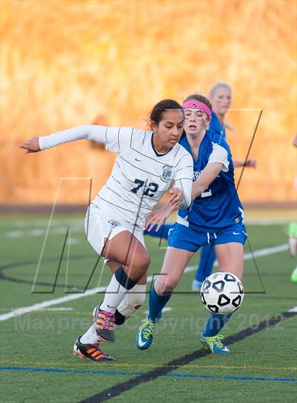 Thumbnail 2 in Immaculate vs Old Saybrook (CIAC Class S Quarterfinal) photogallery.