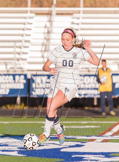 Thumbnail 3 in Immaculate vs Old Saybrook (CIAC Class S Quarterfinal) photogallery.