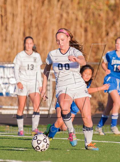 Thumbnail 2 in Immaculate vs Old Saybrook (CIAC Class S Quarterfinal) photogallery.