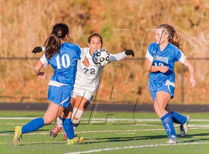 Thumbnail 2 in Immaculate vs Old Saybrook (CIAC Class S Quarterfinal) photogallery.